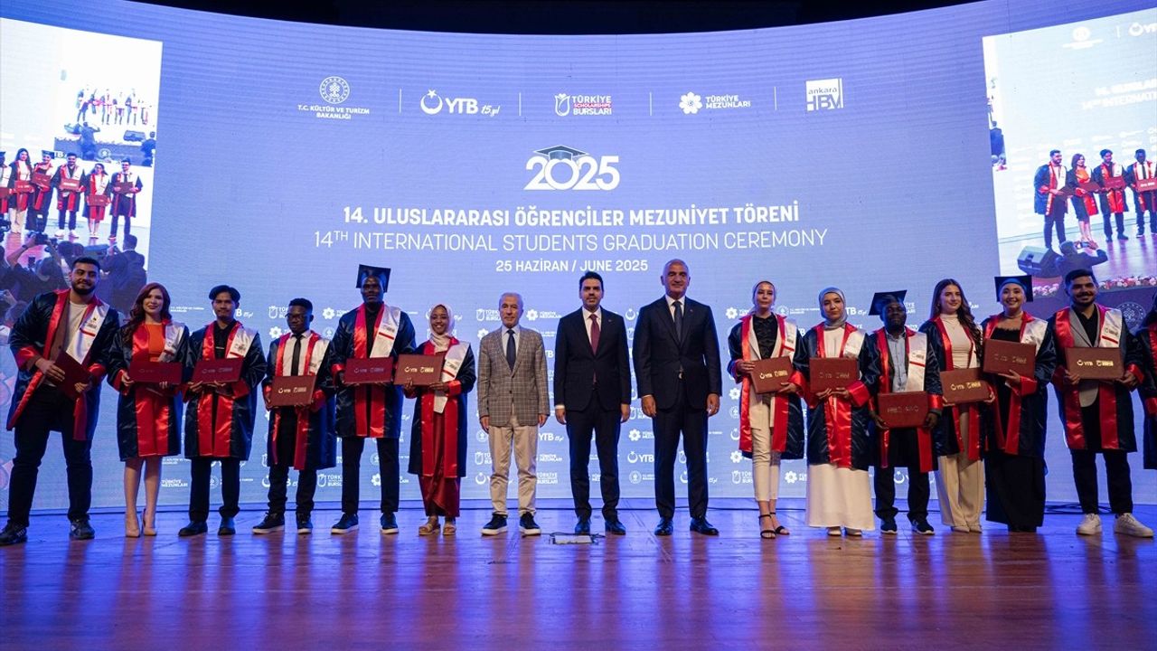 14. Uluslararası Öğrenciler Mezuniyet Töreni Ankara'da Gerçekleştirildi