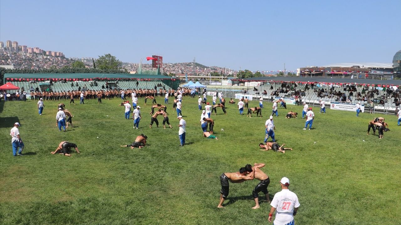 17. Sekapark Altın Kemer Yağlı Güreşleri Kocaeli'de Başladı