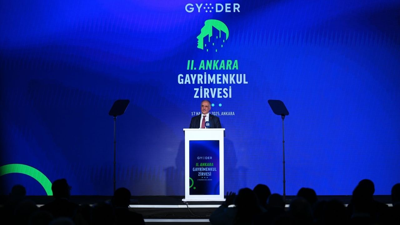 2. Ankara Gayrimenkul Zirvesi'nde Konut Projeleri ve Yatırım Fonları Üzerine Önemli Açıklamalar