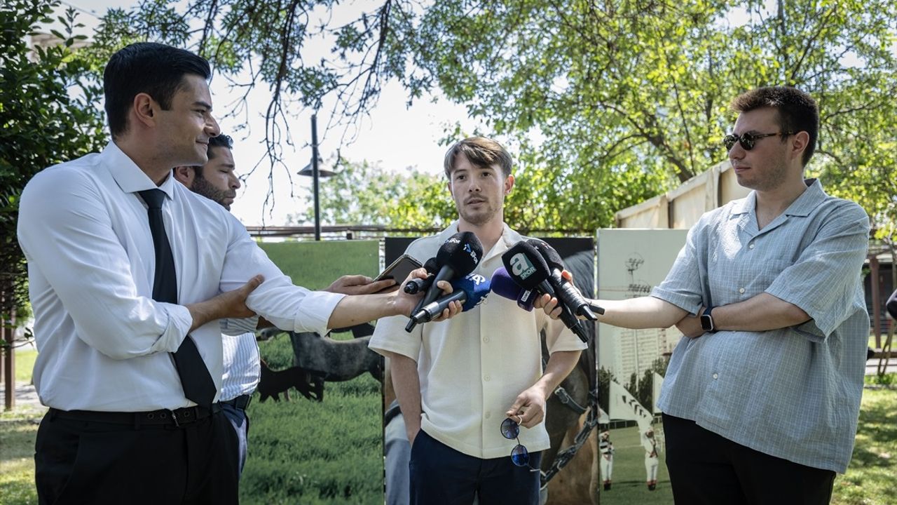 99. Gazi Koşusu Öncesi 'Yıldızlarla Kahvaltı' Etkinliği Düzenlendi