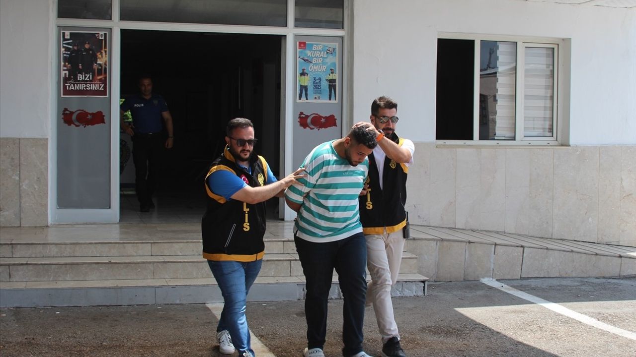 Adana Yüreğir'de 7 Araca Zarar Veren Şüpheli Yakalandı