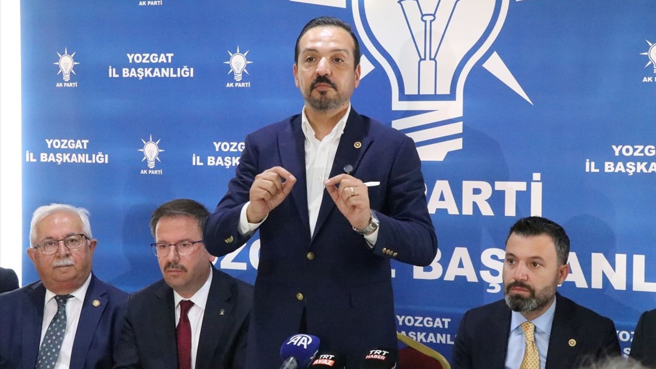 AK Parti Genel Başkan Yardımcısı Kürşad Zorlu, Yozgat'ta Açıklamalarda Bulundu