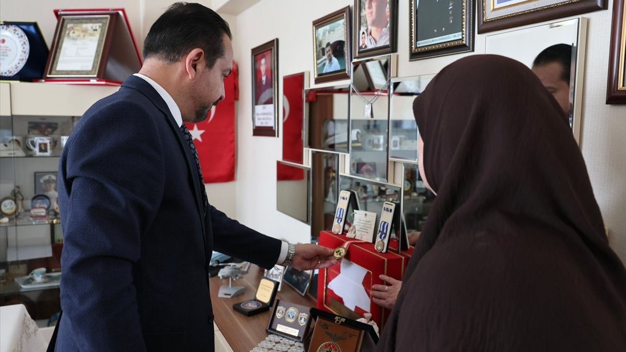 AK Parti Genel Başkan Yardımcısı Zorlu, Şehit Ailesine Ziyarette Bulundu