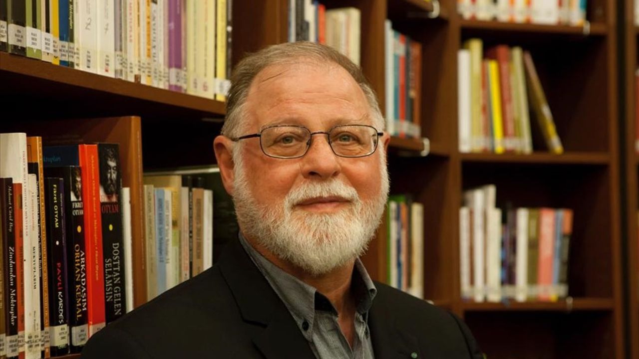 Alberto Manguel, İstanbul'da Okurlarıyla Buluşacak