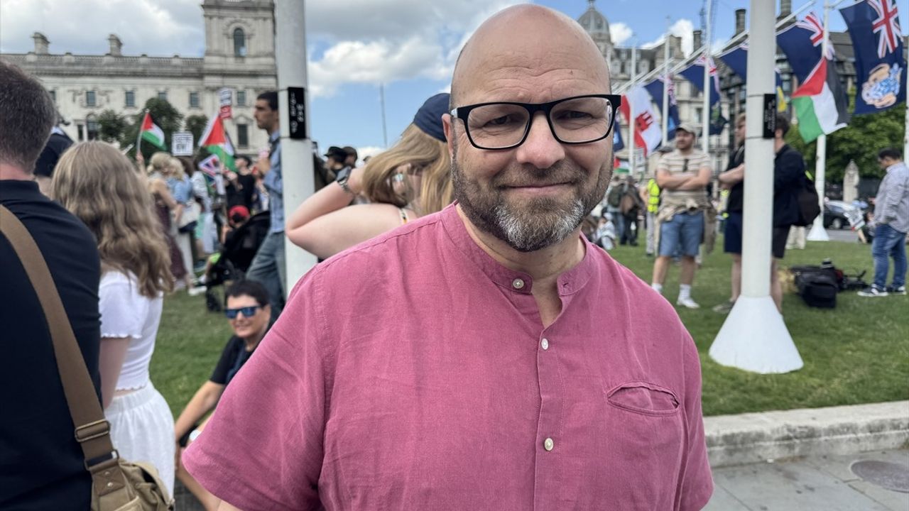 Andrew Feinstein: Orta Doğu'nun Bugününden İngiltere Sorumlu