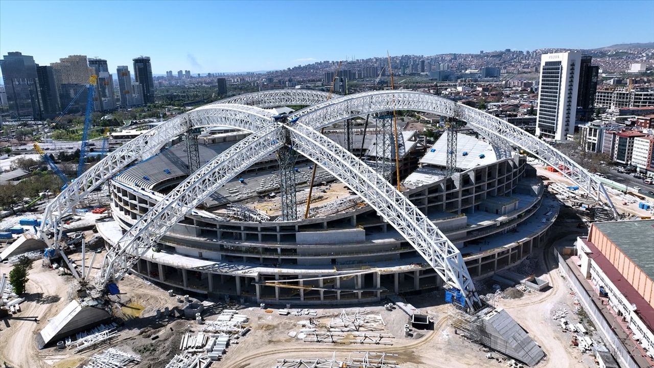 Ankara'da Dünyanın En Uzun Çelik Çatılı 3'üncü Stadyumu İnşa Ediliyor