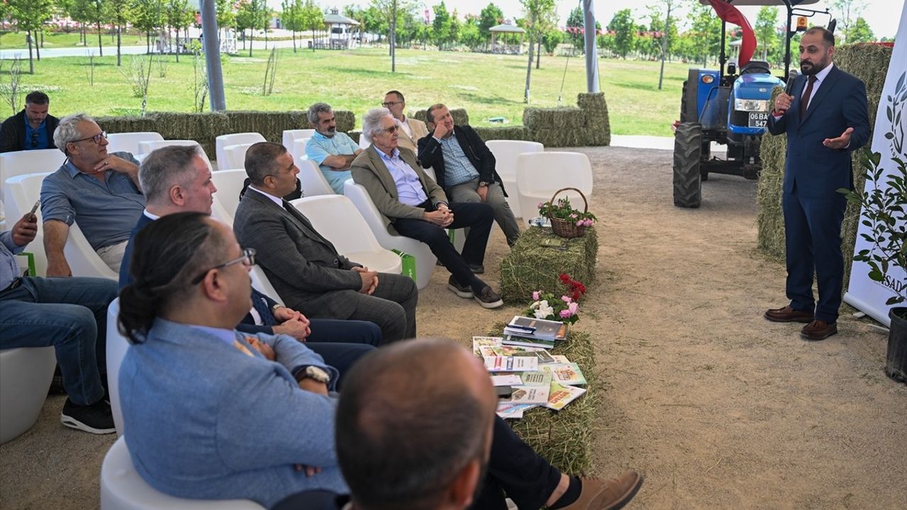 Ankara'da 'Tarım ve Gençlik Buluşması' Etkinliği Gerçekleştirildi