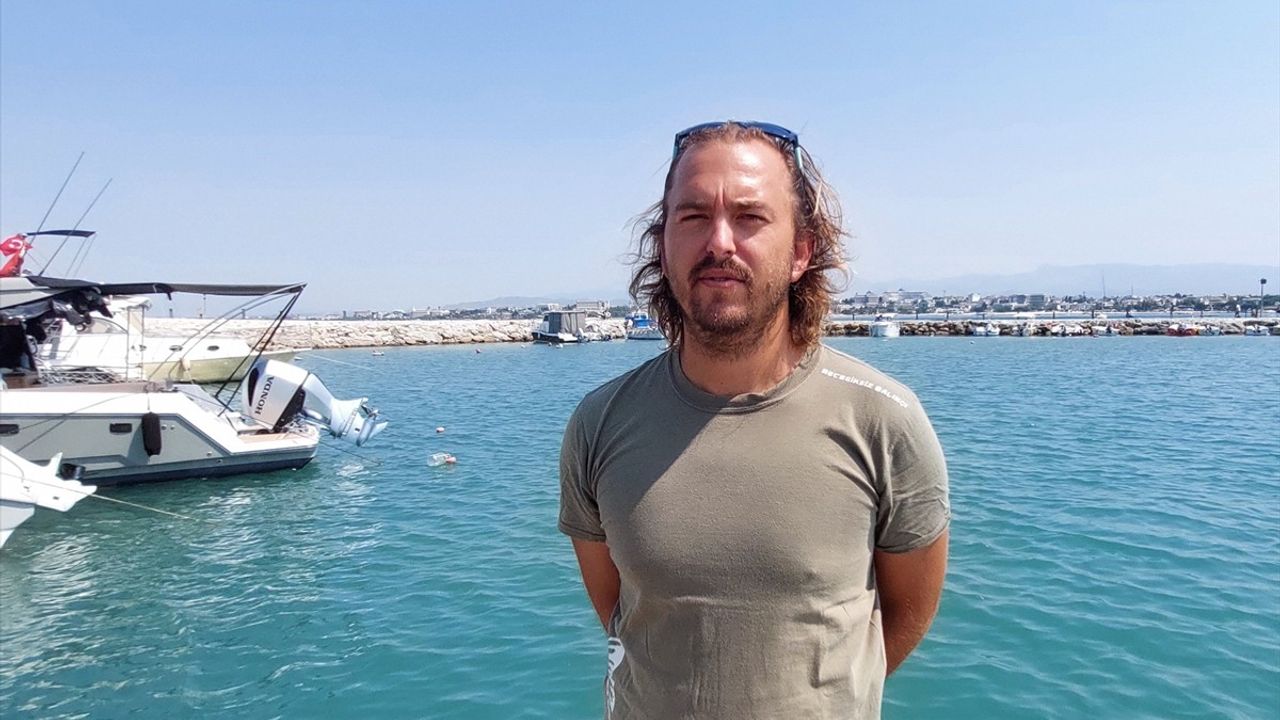 Antalya Açıklarında Amatör Balıkçılar Tarafından Balina Görüntülendi