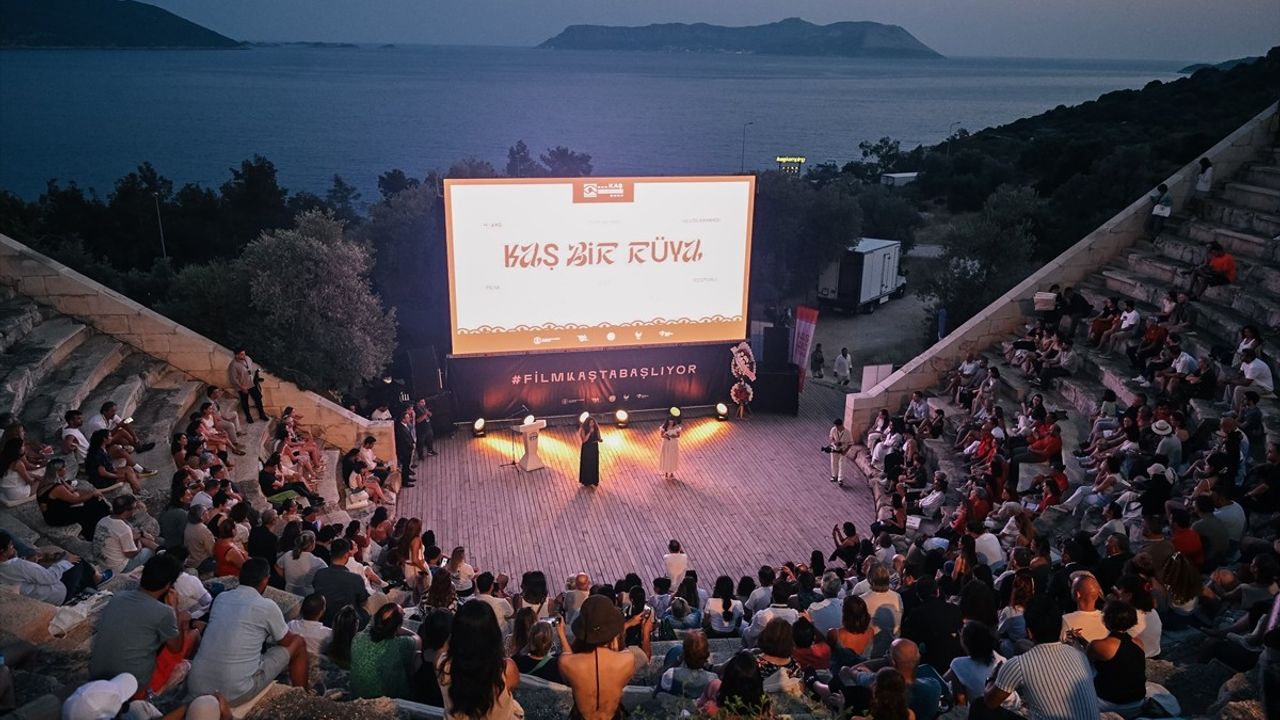 Antalya'da 4. Kaş Uluslararası Film Festivali Başladı