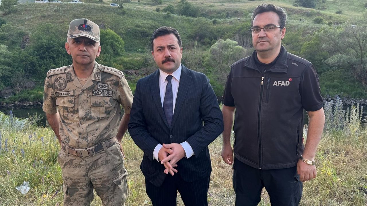 Ardahan'da Kura Nehri'nde Boğulma Olayı: 2 Kişi Hayatını Kaybetti