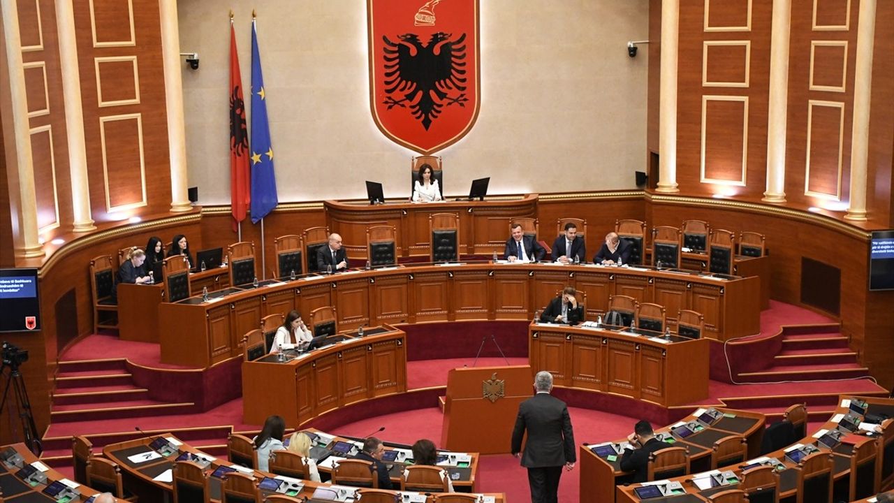 Arnavutluk Meclisi, Ukrayna ile Güvenlik İşbirliği Anlaşmasını Onayladı