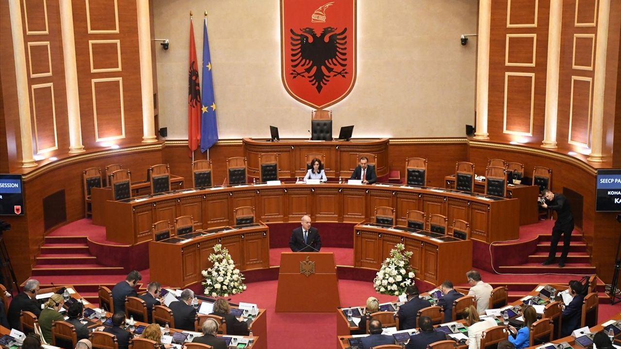 Arnavutluk'ta Güneydoğu Avrupa İşbirliği Süreci Parlamenter Asamblesi Toplantısı Düzenlendi