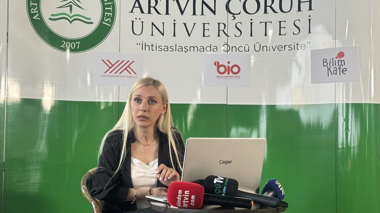 Artvin'de 'Artvin Mutfağında Tıbbi Aromatik Lezzetler' Programı Gerçekleştirildi