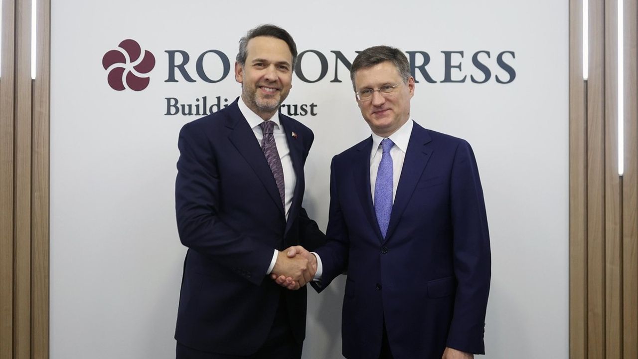 Bakan Bayraktar, Rusya ile Enerjide İşbirliğini Görüştü