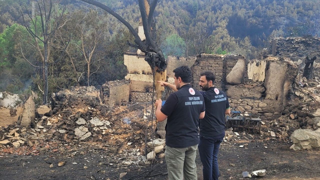 Bakan Kurum: Bilecik'teki Orman Yangınlarında 47 Yapı Yıkıldı