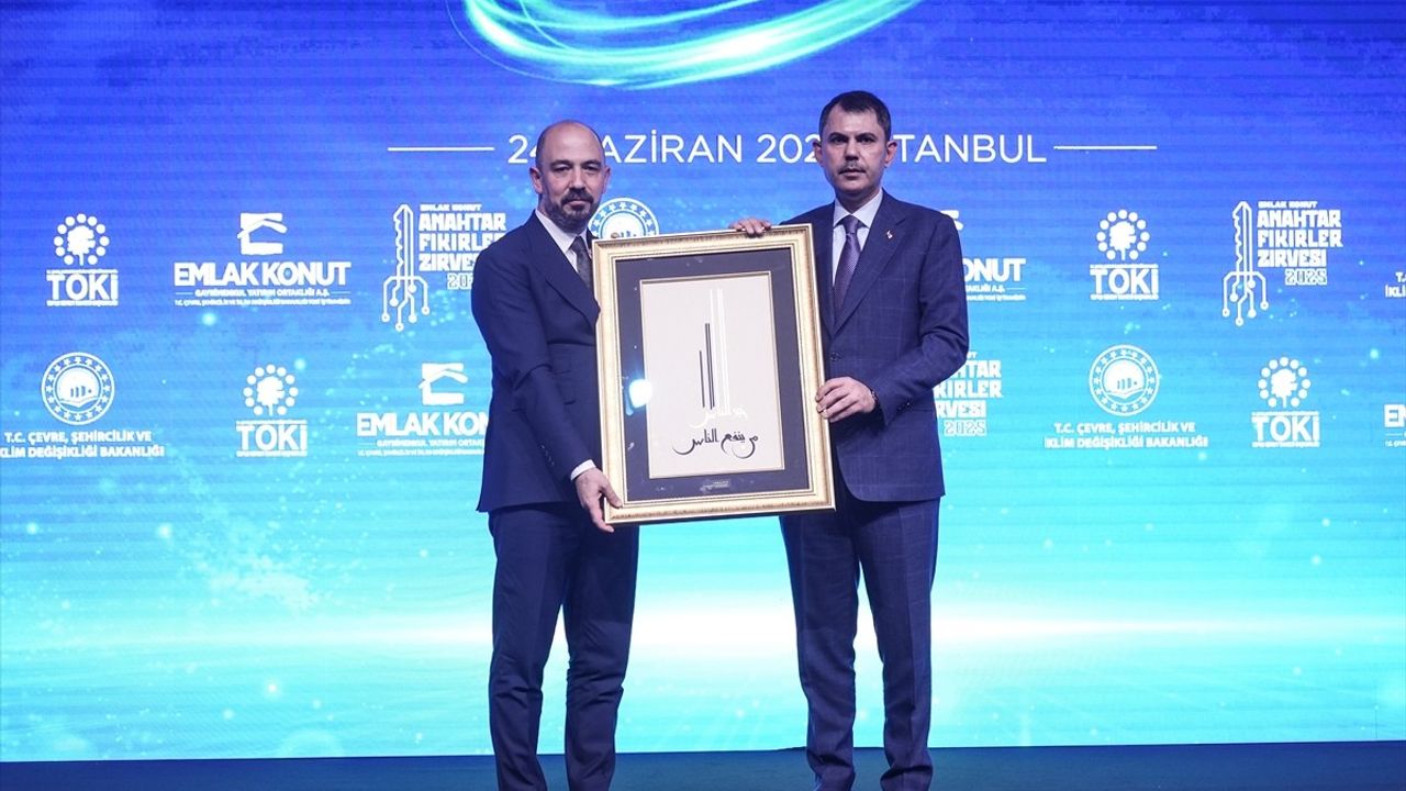 Bakan Kurum, Depremzede Konutları İçin Hedeflerini Açıkladı