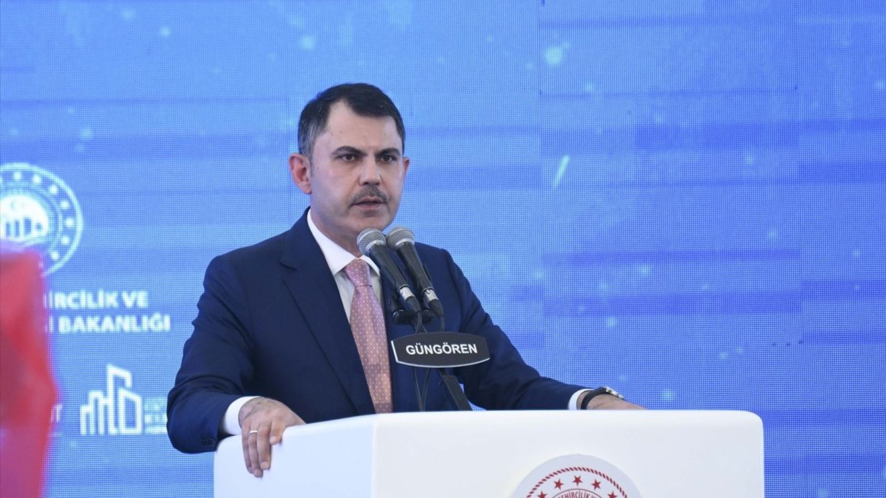 Bakan Kurum, Güngören'de Kentsel Dönüşüm Töreninde Açıklamalarda Bulundu