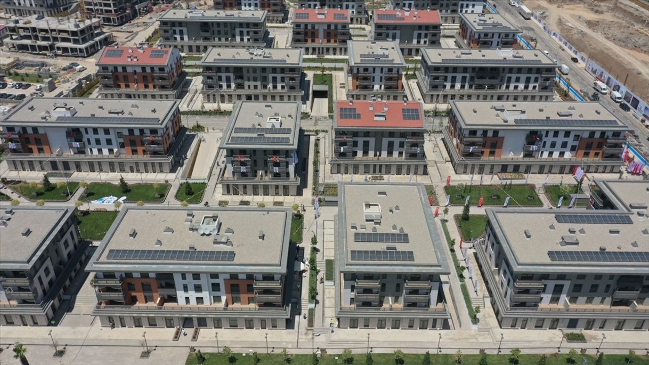 Bakan Murat Kurum, Kahramanmaraş'ta Konut Teslimatını Duyurdu