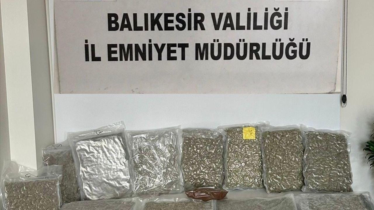Balıkesir'de Uyuşturucu Operasyonu: 3 Zanlı Gözaltına Alındı