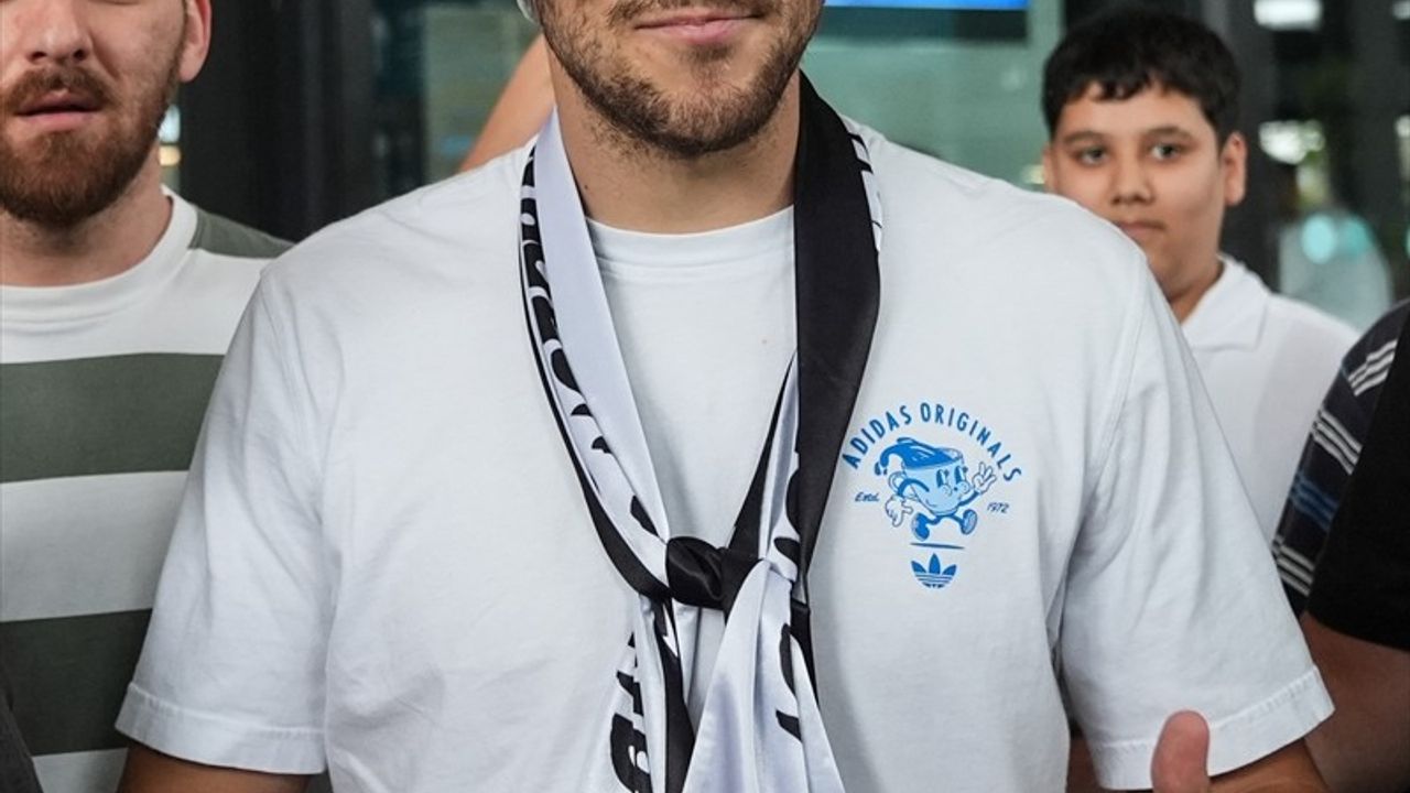 Beşiktaş'ın Transfer Görüşmesi Yaptığı David Jurasek İstanbul'a Geldi