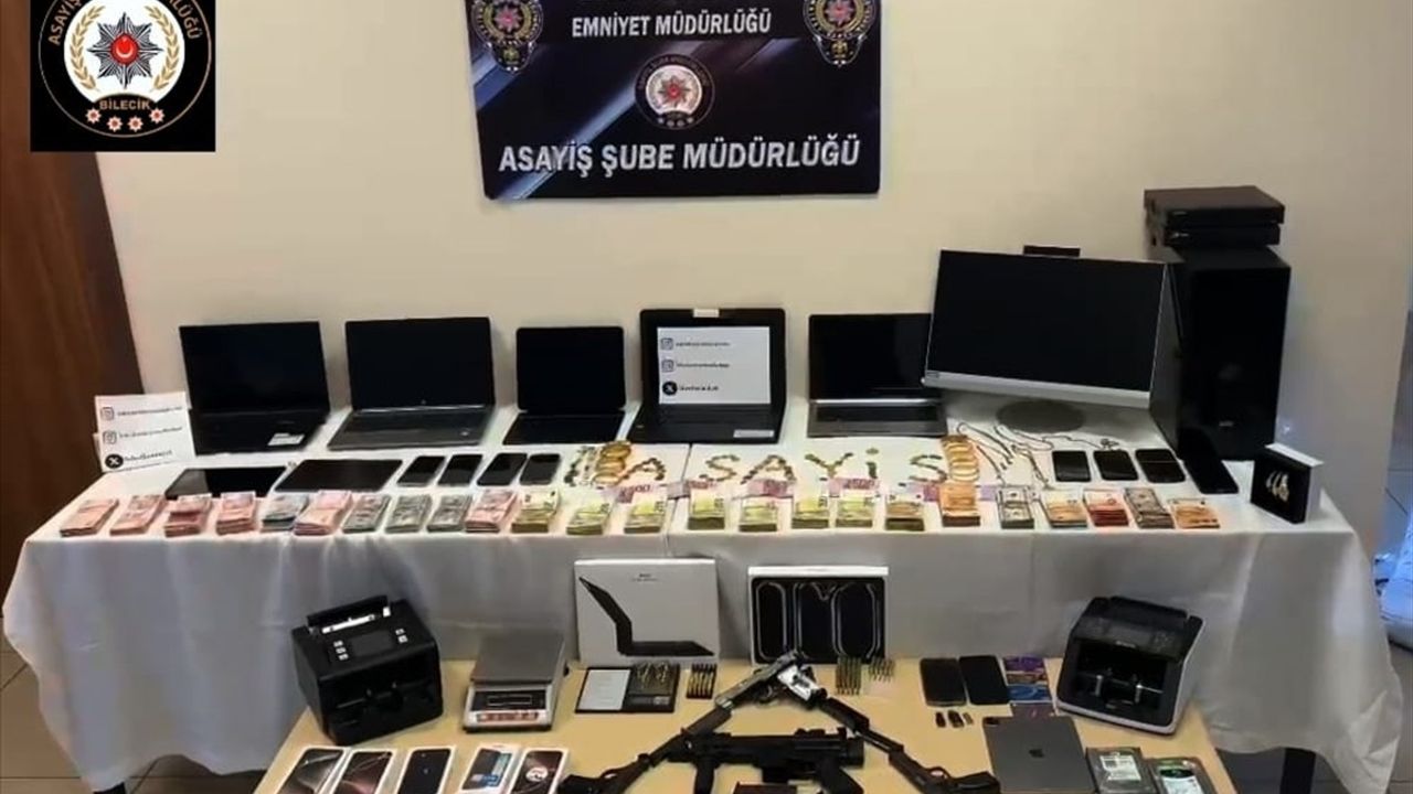 Bilecik Merkezli Dolandırıcılık Operasyonunda 12 Şüpheli Tutuklandı