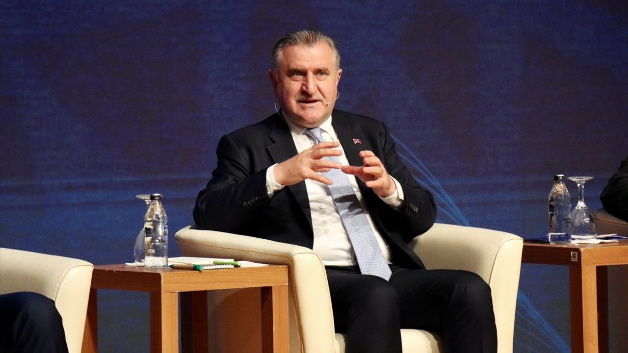 Bursa'da Geleneksel Türk Okçuluğu Çalıştayı Düzenlendi