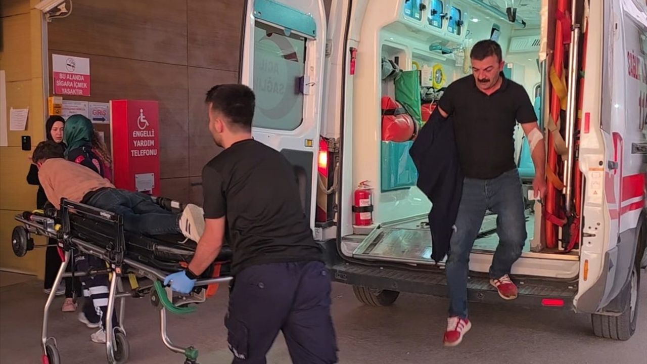 Bursa'nın İnegöl ilçesinde kavgada 4 kişi yaralandı