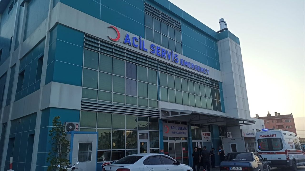 Bursa Yenişehir'de 23 Tarım İşçisi Zehirlenme Şüphesiyle Hastaneye Kaldırıldı