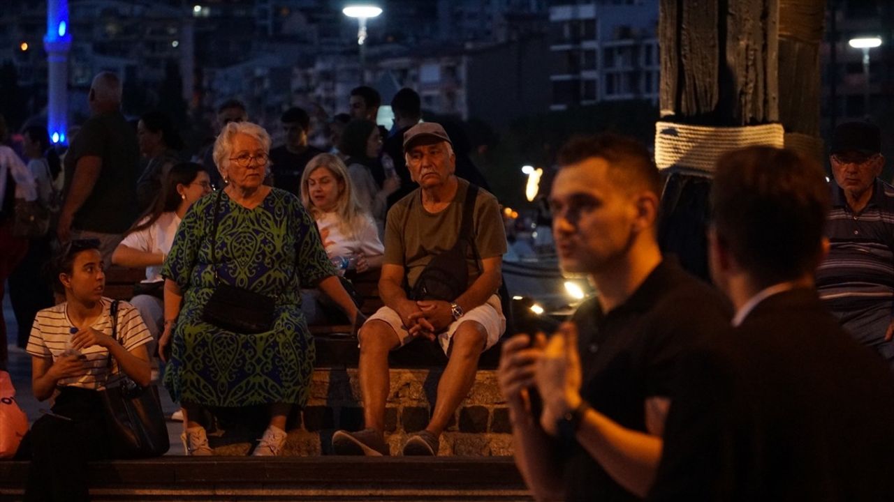 Çanakkale'de 'Bilim Kafe' Etkinliğinde Anne Sütünün Önemi Vurgulandı