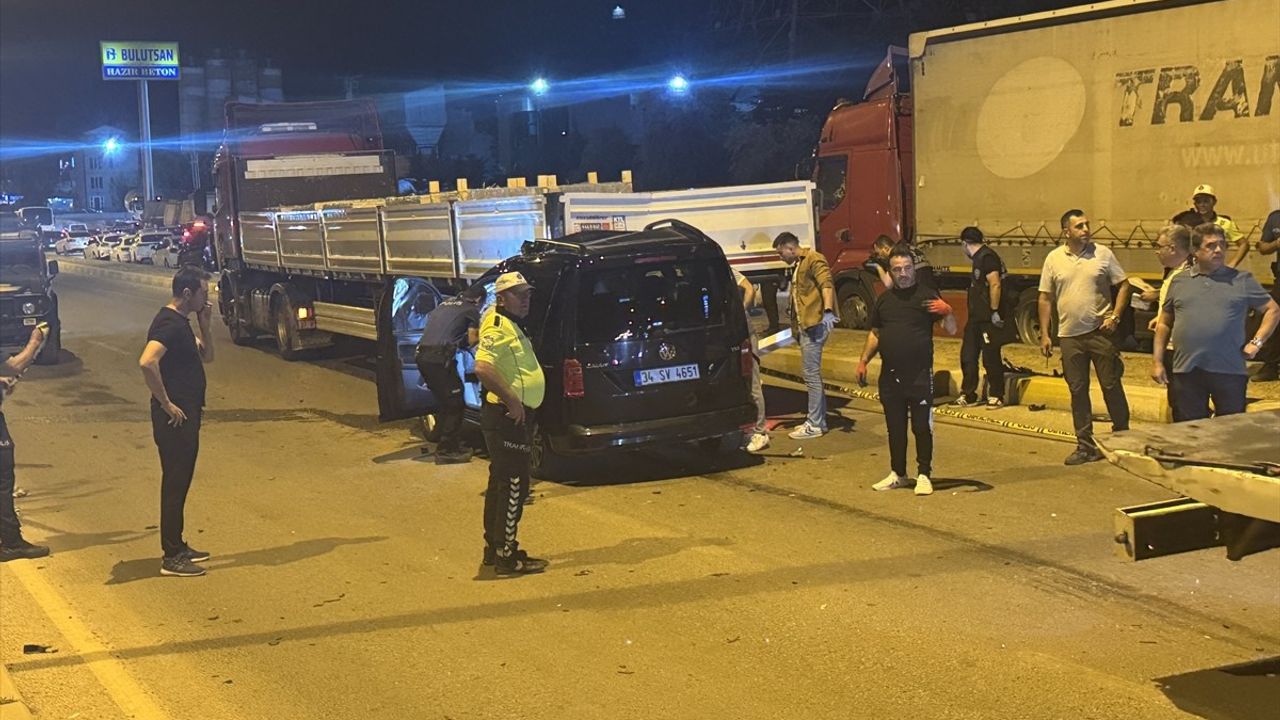 Çankırı'da Tırla Çarpışan Araçta İki Özel Harekat Kursiyeri Hayatını Kaybetti