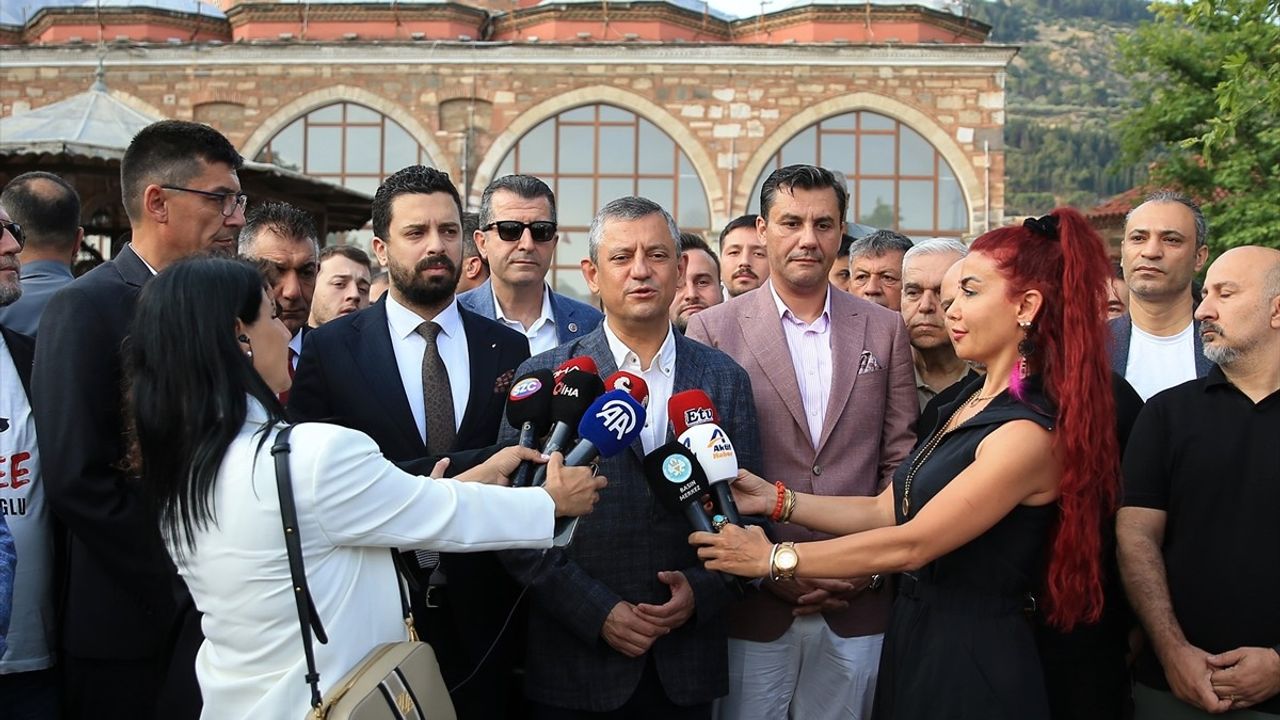 CHP Genel Başkanı Özel, Bayram Mesajında Adalet Vurgusu Yaptı