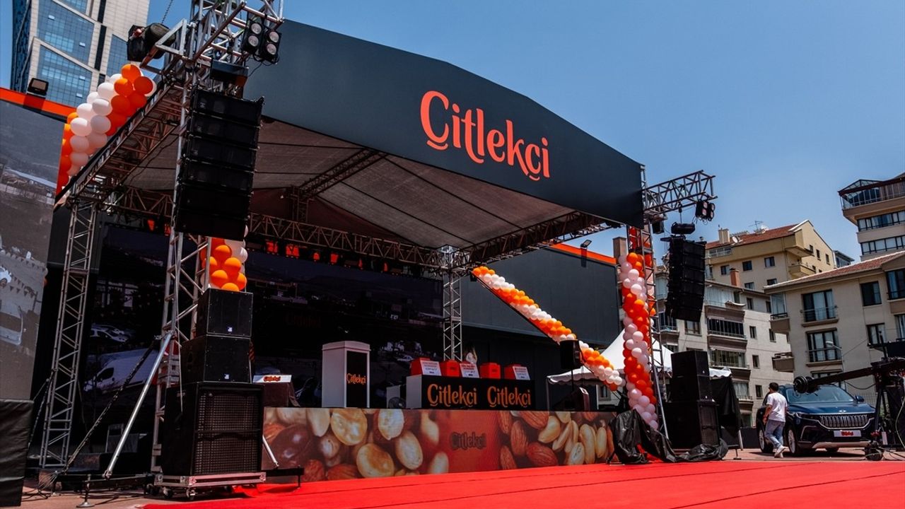 Çitlekçi, 30. Yılında 30 Togg Hediye Kampanyasını Tamamladı