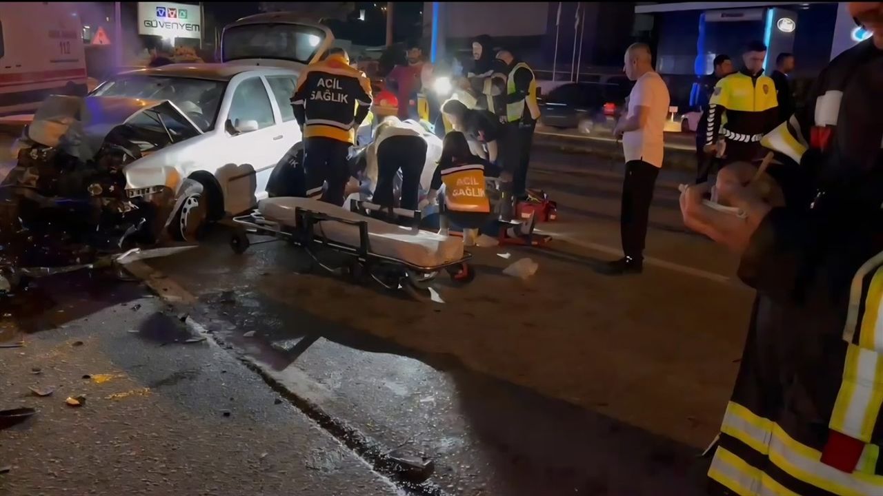 Çorum'da akaryakıt tankeriyle çarpışan otomobilin sürücüsü hayatını kaybetti