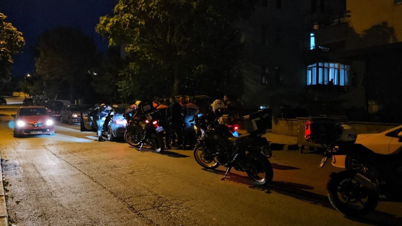 Çorum'da Silahlı Kavga: Biri Polis Olmak Üzere İki Yaralı