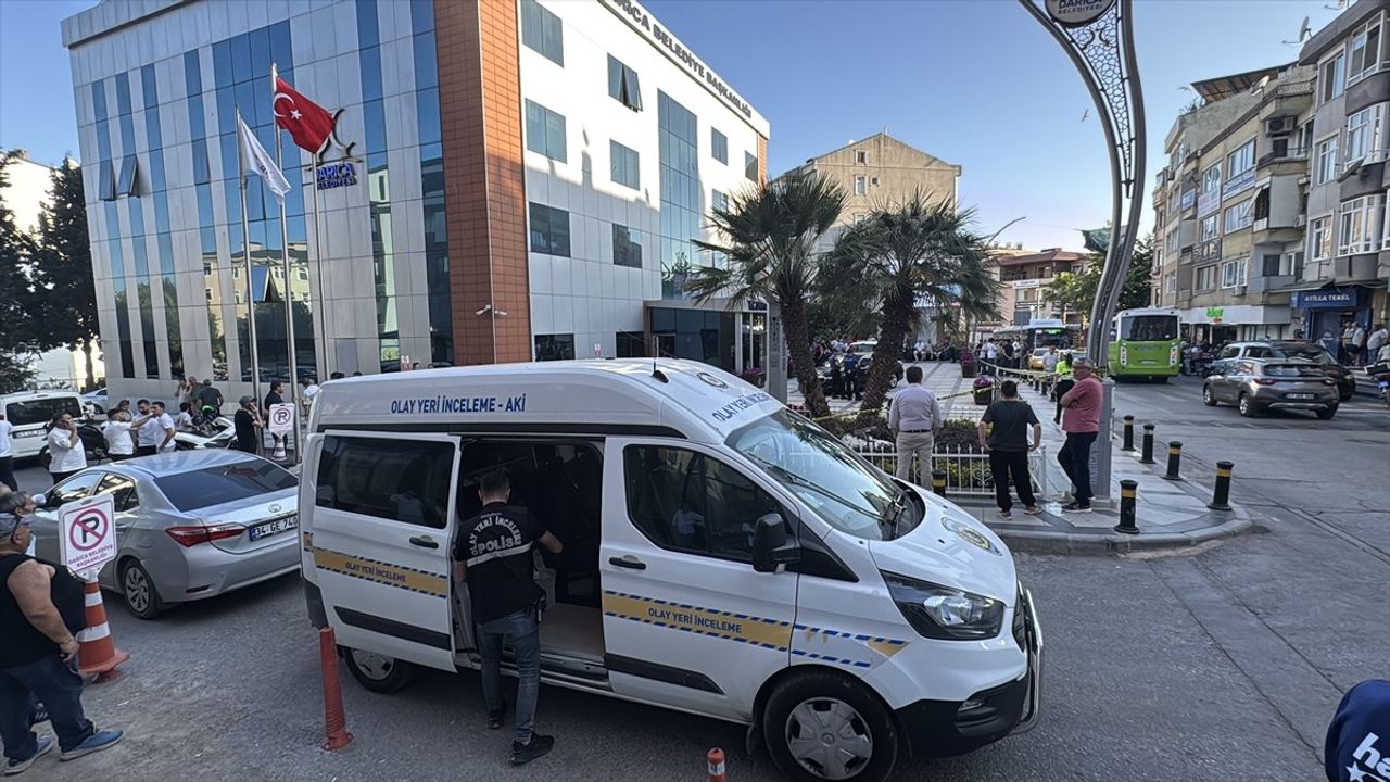 Darıca Belediye Başkanı Muzaffer Bıyık, İntihar Girişiminde Yaralandı