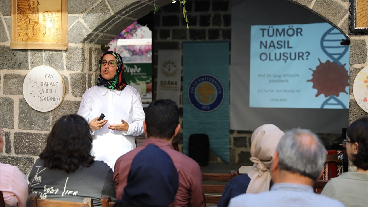 Diyarbakır'da 'Bilim Kafe' Etkinliği: Tümör Oluşumu ve Kanser Bilgilendirmesi