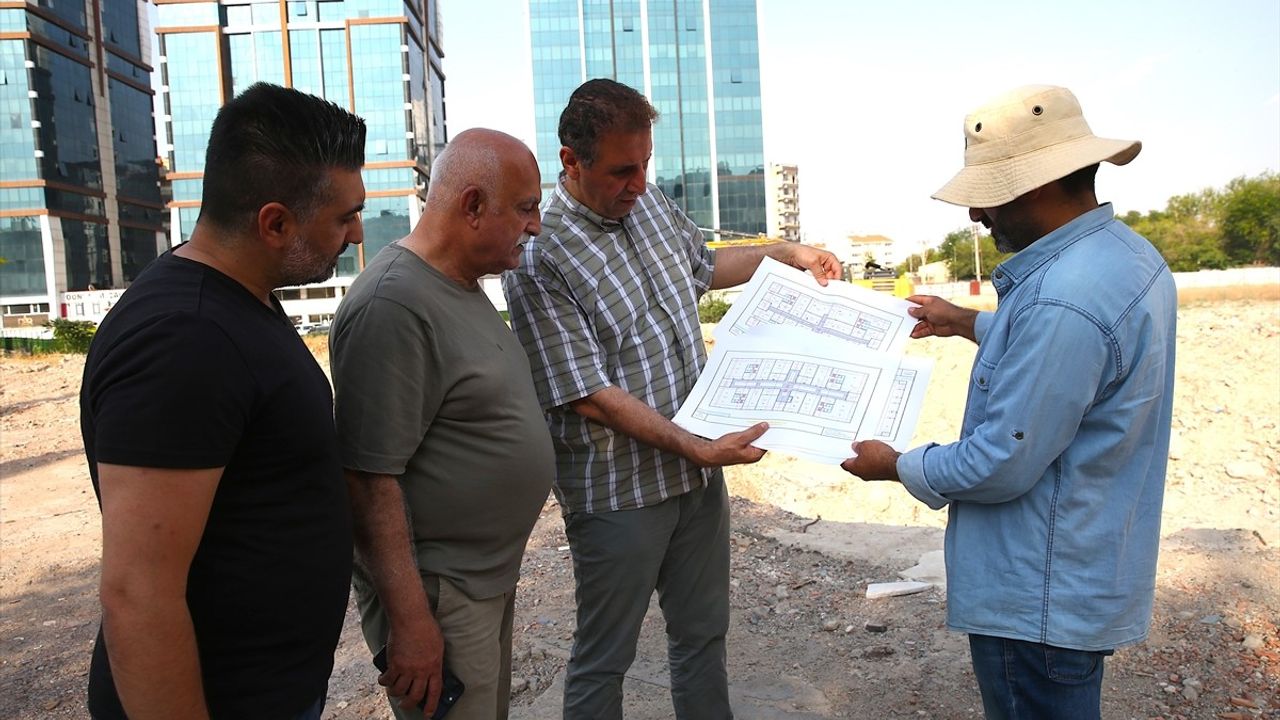 Diyarbakır'da Depremin Ardından Galeria Sitesi Yeniden İnşa Ediliyor