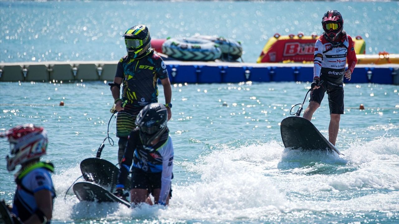 Dünya Motosurf Şampiyonası Çeşme'de Başlıyor