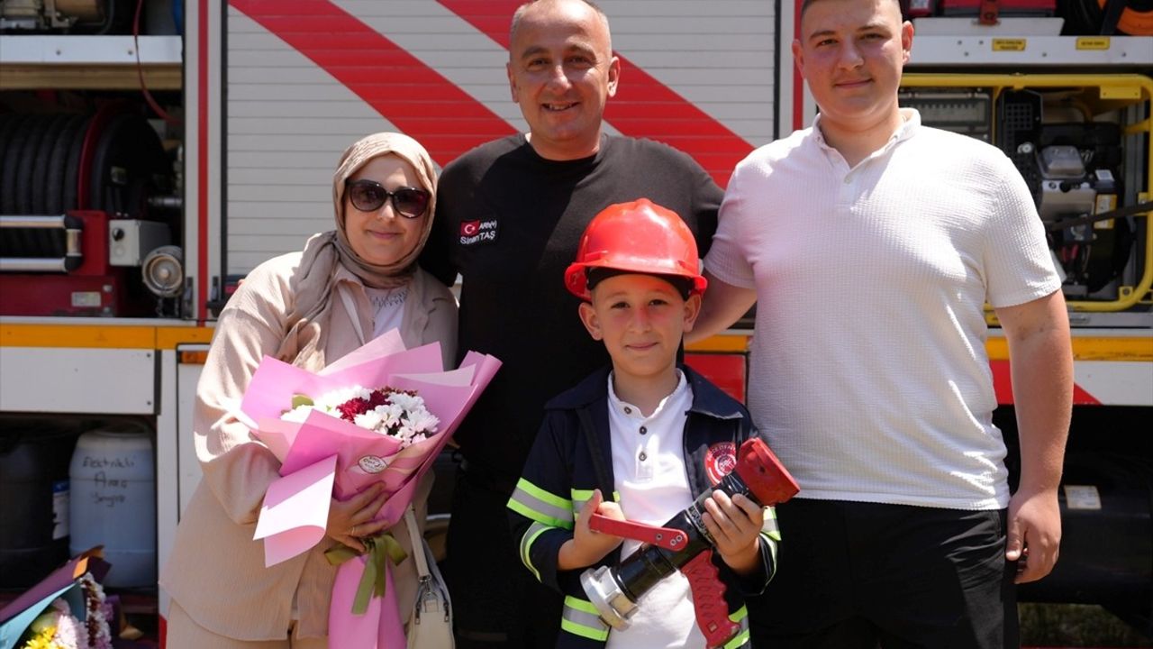 Düzce Belediyesi'nden İtfaiye Personeline Babalar Günü Sürprizi