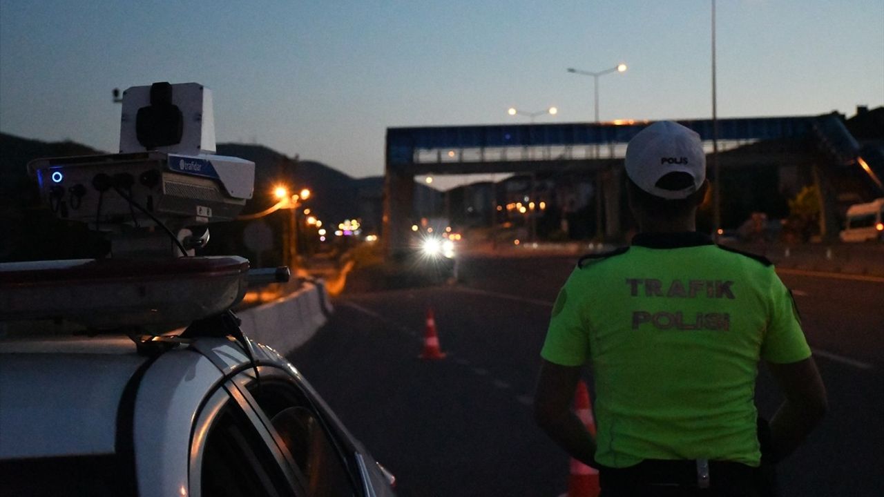 Düzce'de Yapay Zeka Destekli Trafidar ile Bayram Tatili Denetimleri