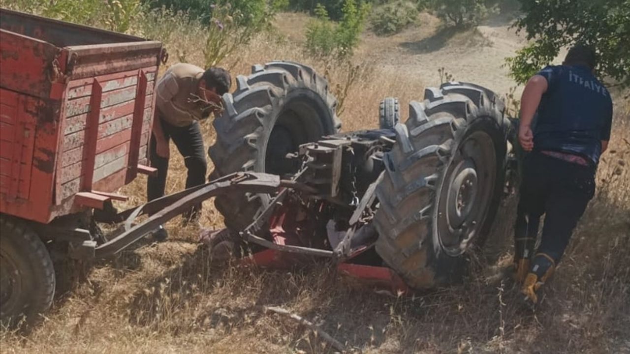Edirne'de Traktör Devrildi: Sürücü Hayatını Kaybetti