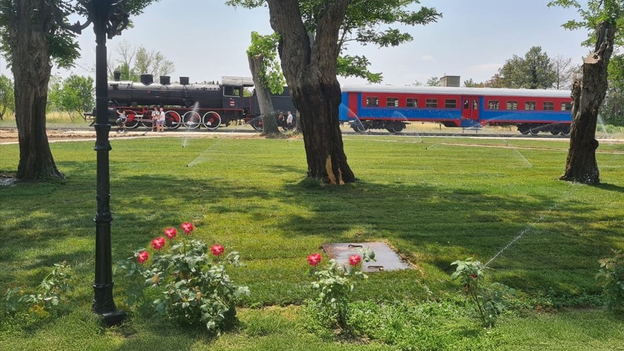 Edirne'deki Nostaljik Kara Tren Bakımını Tamamladı