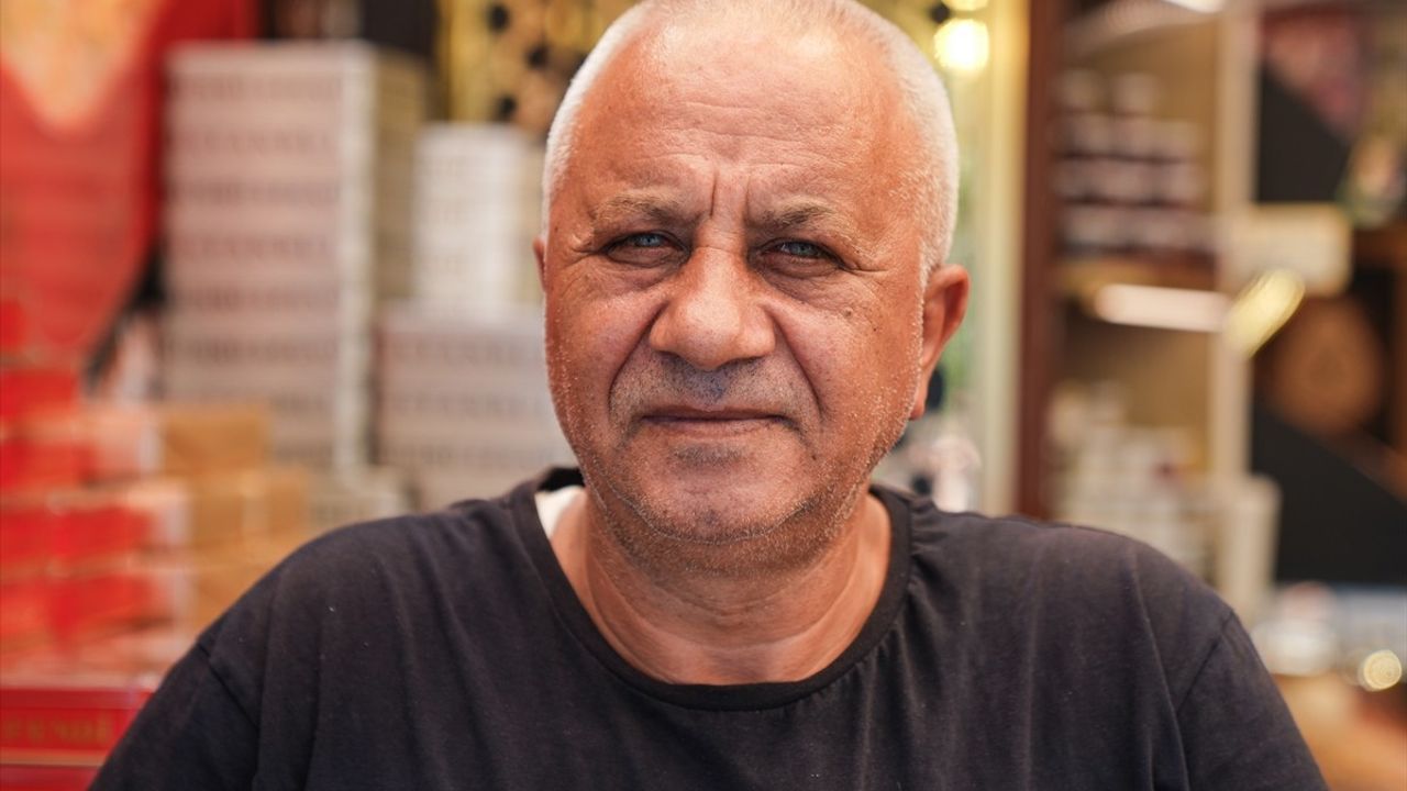 Eminönü'nde Kurban Bayramı Alışverişi Hareketliliği