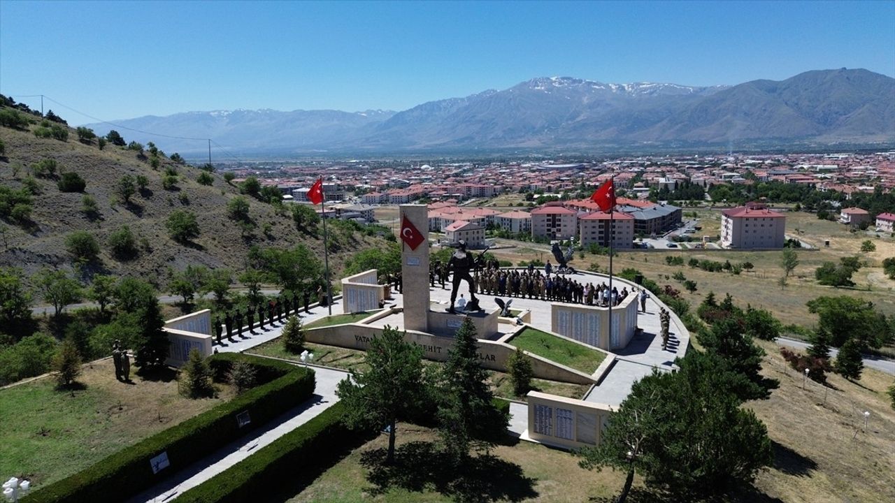 Erzincan'da 3. Ordu İç Güvenlik Şehitler Anıtı'nın Açılışı Gerçekleşti