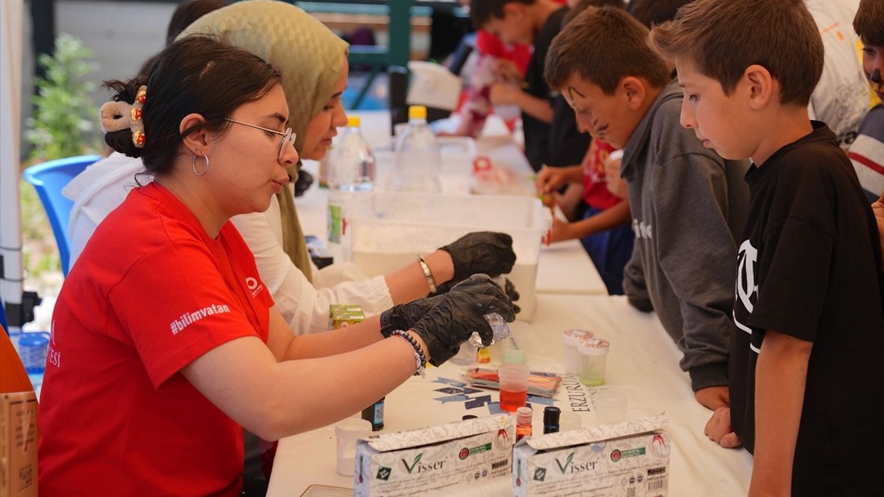 Erzurum’da Akademisyenler Kırsaldaki Çiftçiler ve Çocuklarla Buluştu