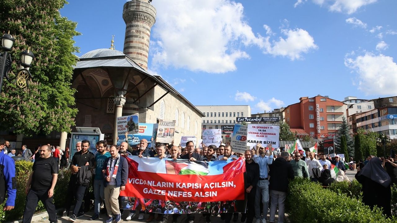 Erzurum'da Gazze'ye Destek Yürüyüşü Düzenlendi