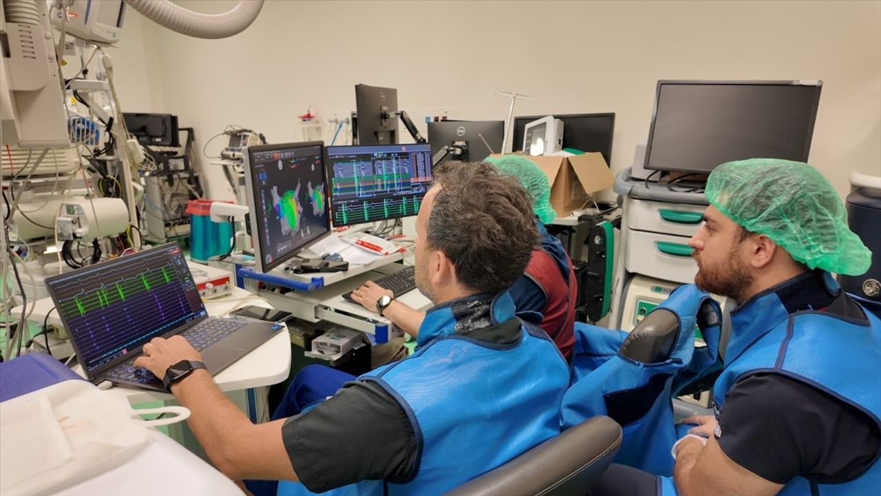 Eskişehir'de Elektriksel Ablasyon ile Kalp Ritim Bozukluğu Tedavi Edildi