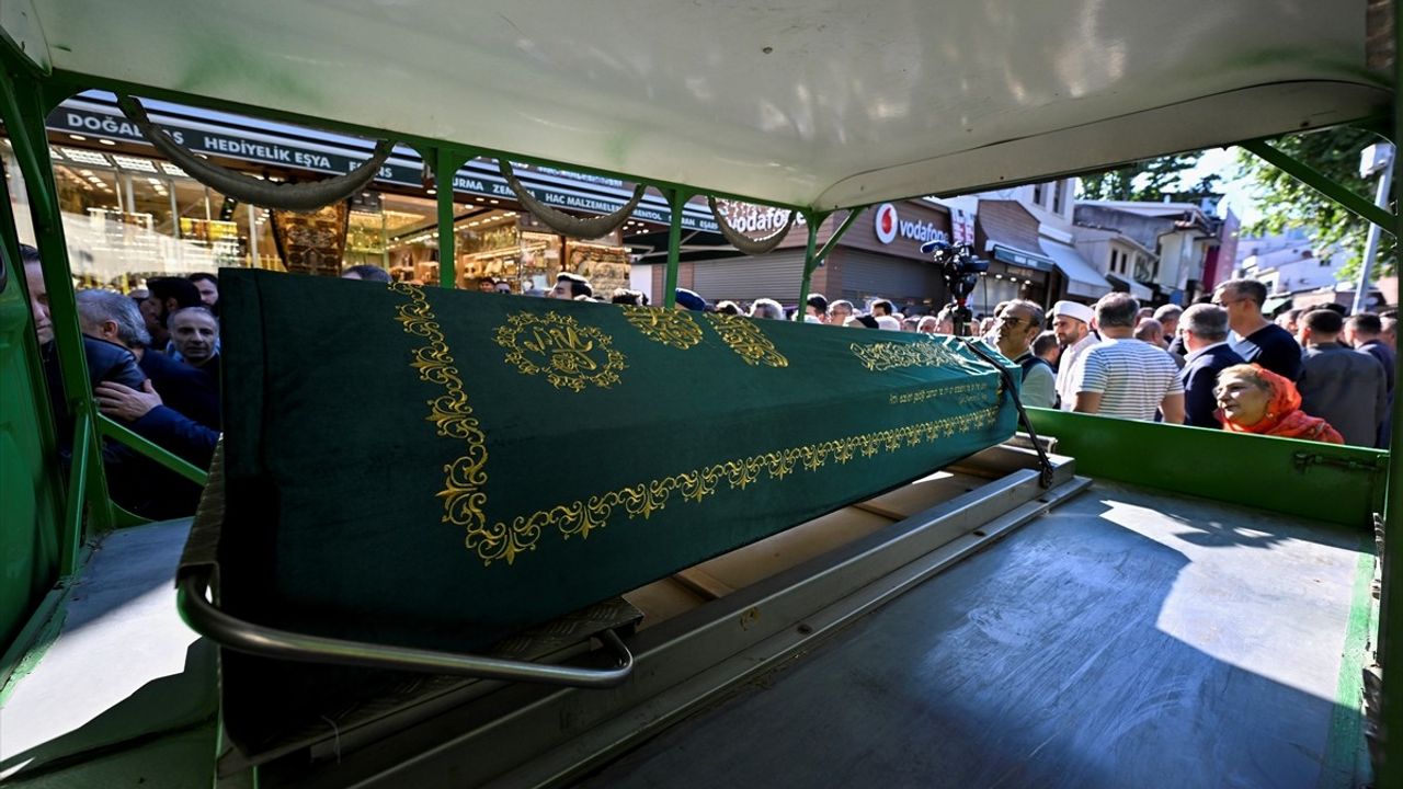 Eyüpspor Başkanı Murat Özkaya'nın Babası Ömer Sıtkı Özkaya Vefat Etti