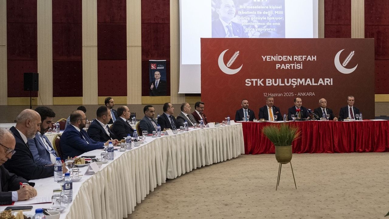 Fatih Erbakan, Zulme Dikkat Çekti: 'Müslümanların Kurtarılması Gerekiyor'