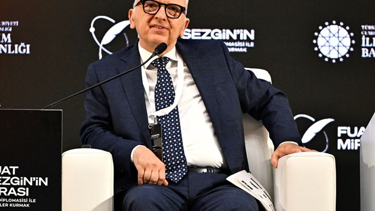 Fuat Sezgin'in Mirası: Bilim Diplomasisi ile Köprüler Kurmak Paneli İstanbul'da Gerçekleştirildi